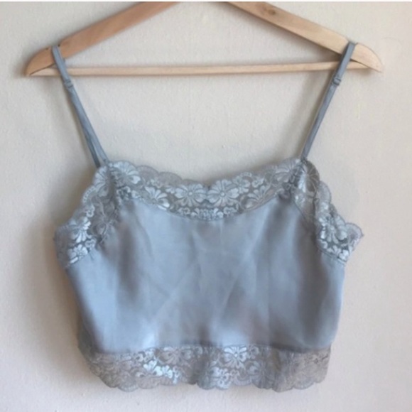 Brandy Melville Tops - Brandy Melville Cropped Cami